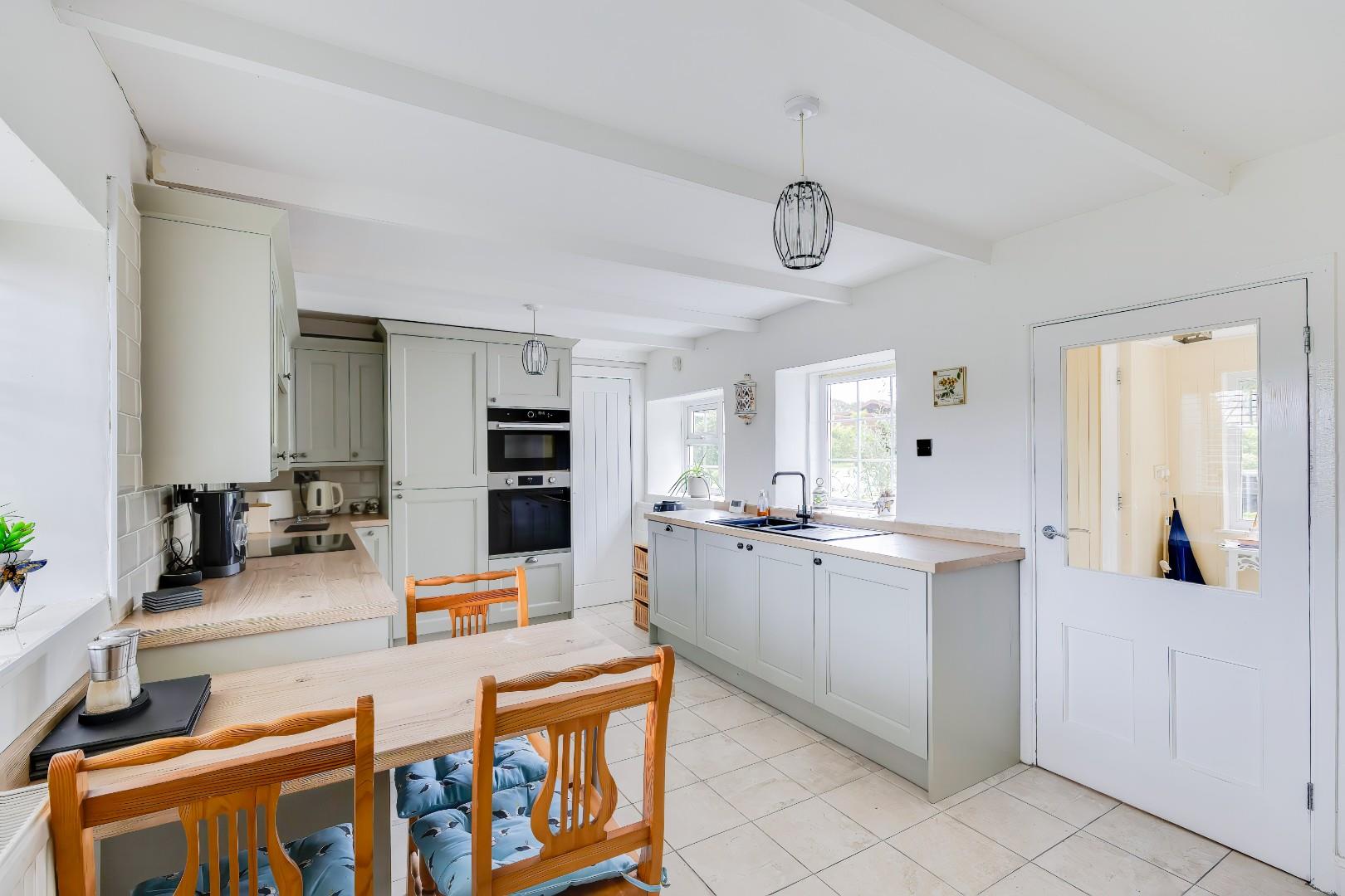 The Common, Bryncethin, Bridgend, CF32 9TA